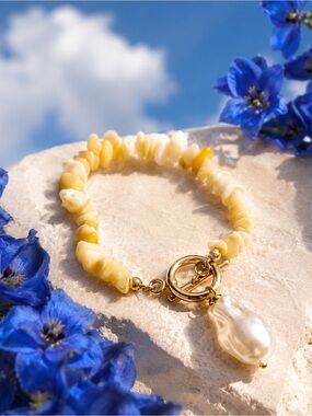 Gold Pearl Drop Yellow Bead Bracelet